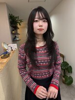 クイ(quii) ★韓国ハイレイヤーハッシュカット/前髪顔周り黒髪でも◎