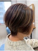 40代にもおすすめ上品ショート/白髪ぼかしハイライト