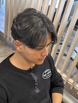 ハレ メンズサロン たまプラーザ(Hale)&nbsp;Haleメンズ刈り上げセンターパートニュアンスパーマたまプラーザ