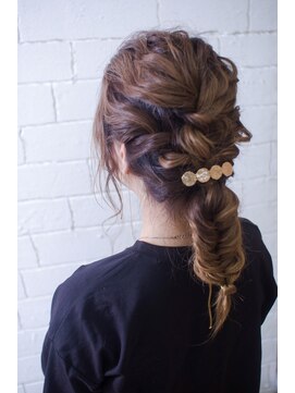 アルターシェリー(aL-ter che'rie) 編みおろしフィッシュボーン