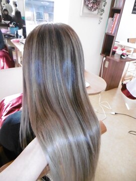 デザインヘアー ピアジェ 橿原店(DESIGN HAIR PIAGET) 大人気!KIRARAティラミスカラートリートメント☆