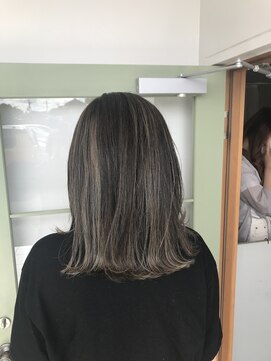 ヘアー スペース オフ(Hair Space Off) 3Dハイライト