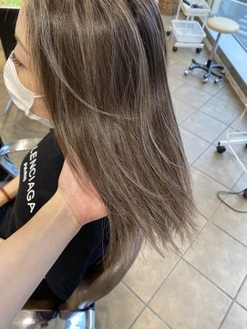 ソワンドゥブレス 瓜破店(soin de brace) シルキーベージュハイライト