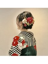 ちいさな美容室&nbsp;卒業式　着付けandヘアセット