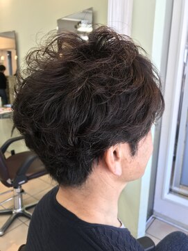 あさひ オフィスに映える大人メンズパーマ