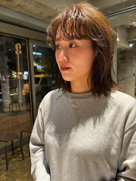 ハマモト 前髪パーマ　ベージュカラー