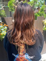 オリオリ(OliOli)&nbsp;肩下レイヤースタイル×グラデーションカラー