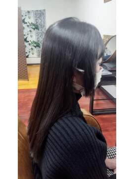 エヴァン(Evan) 黒髪なのに透明感★姫カット