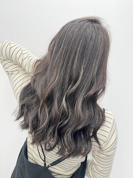 プリュス 名古屋(Plus) コントラストハイライト/ハイライト/グレージュ