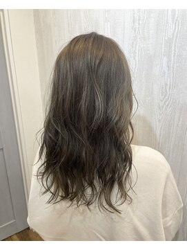 テーラヘアー 東金店(TELA HAIR) モノトーンで落ち着いた雰囲気♪モノトーングレージュ