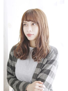 シャンティ 目白(SHANTi) Aラインのミックスカールスタイル