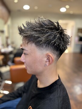 アンカーウェリナ(ANCHOR welina) 『stylist渡邊』フェードカット