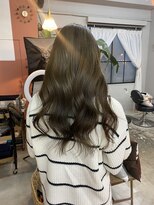 チャプター 問屋町(chapter)&nbsp;ケアブリーチオリーブグレージュ顔まわりレイヤーカット韓国ヘア