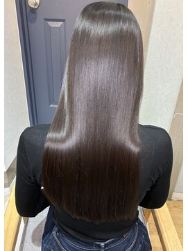 トゥーリ(tuuli) 髪質改善縮毛矯正＊大人可愛い　ロングヘア