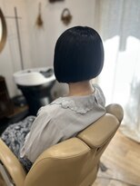 ナナホシ(NANAHOSI)&nbsp;前下がりボブ