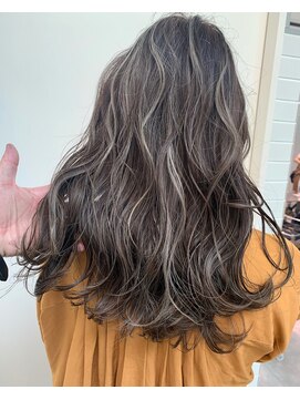 シェリ ヘアデザイン(CHERIE hair design) コントラストハイライト