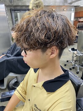 ロンドガルマン 名古屋(Lond GULLMAN) 【LondGULLMAN KAZU】ツイストスパイラルパーマ　波まき