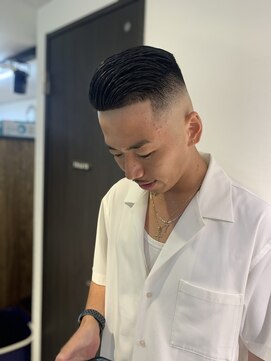 キングマンバーバー(KING MAN BARBER) フェードスタイル