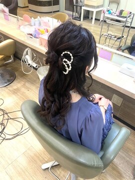 アップスニニー(up's niny) 【結婚式お呼ばれスタイル】キレイめハーフアップスタイル