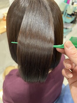 リトルスター(Little star)の写真/白髪が気になり始めた方に！気になる白髪をしっかりカバーし、オシャレなカラーリングを楽しんで♪