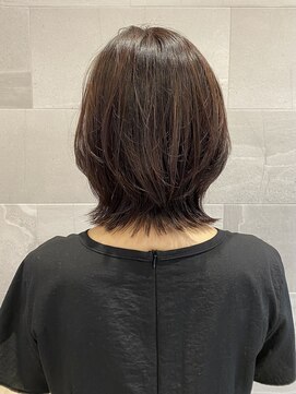 ミミ(33 mimi) くびれウルフスタイル