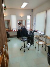 美容室ブルーム(Bloom)