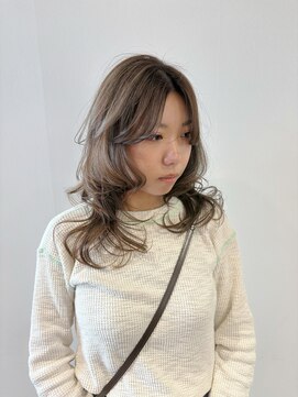 ボーイミーツガール(boy meets girl) レイヤーカット+グレージュ