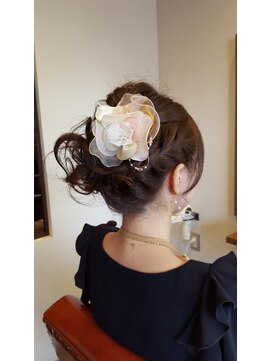 モカ ヘアーデザイン(moca HAIR DESIGN) 編み込みアップスタイル