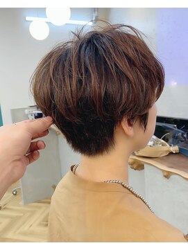 ロミー 本厚木(ROMMY.) おしゃれを自宅でも再現◎おしゃれなマッシュショート