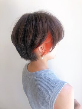 デイリリーバイアメリア 川西店(daylily by Ameria) 重めショート×イヤリングカラー→白井　涼貴