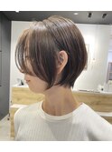 大人かわいい小顔前下がり丸みショートボブ20代30代40代