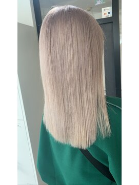 ラフ 難波店(LAFF) #黒髪#ボブルフ#ネビージュ#小顔#ワンレン