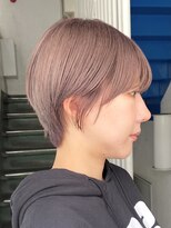 ソーコ 渋谷(SOCO) 大人可愛い前下がりショートボブショートインナーカラー前髪あり