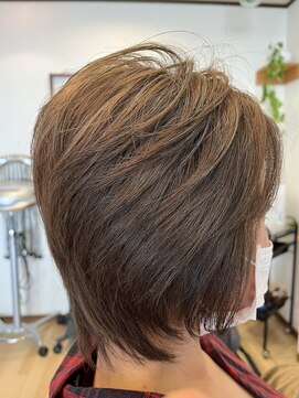 スリーク ショートウルフ