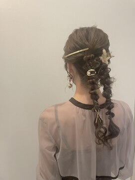 ペッツ(PETZ) ツイン編みおろしポニー