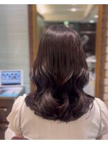 アピッシュ アオヤマ(apish AOYAMA) ミディアムコテ巻き風パーマ
