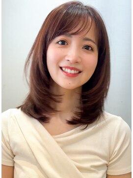 エミュ 表参道 青山(emu) 大人可愛いレイヤーミディアム表参道