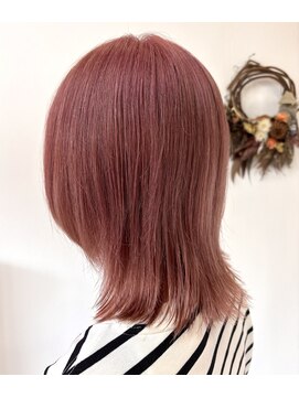 ジェムヘアスタジオ 湘南平塚南口店(Gem Hair Studio) 透明感ピンクの軽やかウルフ【Gem 神原】