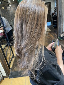 ヘアー クリエイト カルバリ(HAIR CREATE Calbari) ロングレイヤー×ベージュカラー