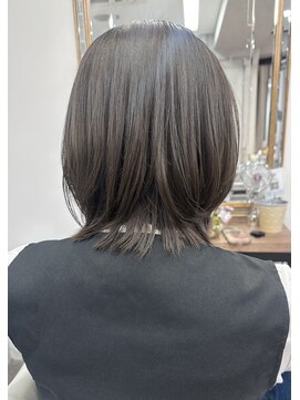 グレージュレイヤー