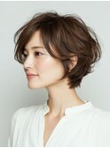 丸みで魅せる上品レイヤーショート