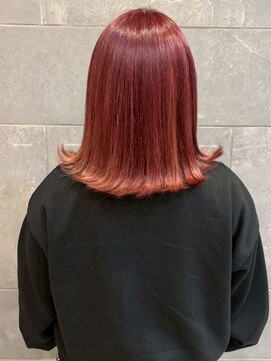 ディスコネクト(DISCO-N-NECT) 艶髪 外ハネボブ ダブルカラー チェリーブラウン 髪質改善