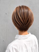テラ(terra)&nbsp;横顔まで綺麗に。大人のくびれ丸みショート／20代30代40代