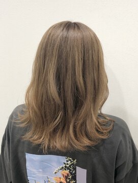 チョコンテ(choconte.) ブリーチ×1でつくるベージュカラー【仲村たくろー】