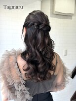 タグマル&nbsp;結婚式ヘアセット☆エレガントカールの上品なハーフアップ☆