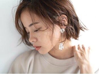 ラズベリーパイ(raspberry pie)の写真/"若く見える"より、"美しく見える"を選ぶあなたへ*熟練スタイリストがエイジングケアや白髪のお悩みを解決!