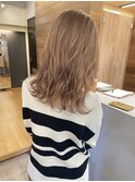 ミルクティーベージュ