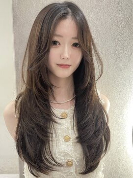 ジーナ 福岡天神(Zina) ハッシュ×レイヤーカットで大人かわいい韓国ヘア/Zina福岡天神