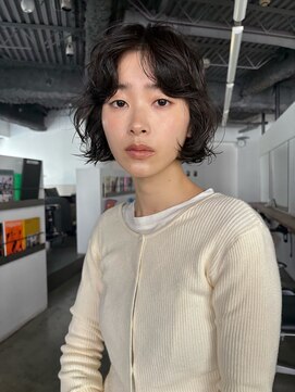 ナヌーク ダイカンヤマ(nanuk daikanyama) くせ毛風！ニュアンスボブパーマ