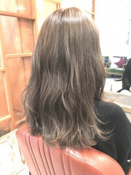 ネオリーブ コパン 鶴見店(Neolive copain) ナチュラルハイライト×アッシュベージュ neolivecopain